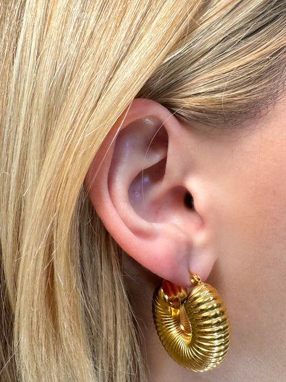 Leonora Gold Hoops